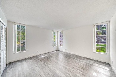 Roof, concrete restoration, balconies and railings special on Palm-Aire Country Club and Resort - The Oaks in Florida - for sale on GolfHomes.com, golf home, golf lot