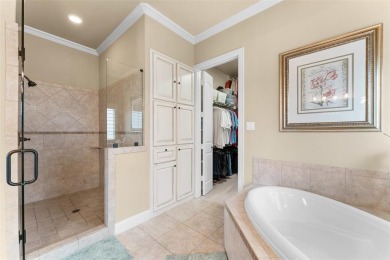 Stunning Golf Course Home in Buffalo Creek.
Nestled along the on Buffalo Creek Golf Club in Texas - for sale on GolfHomes.com, golf home, golf lot