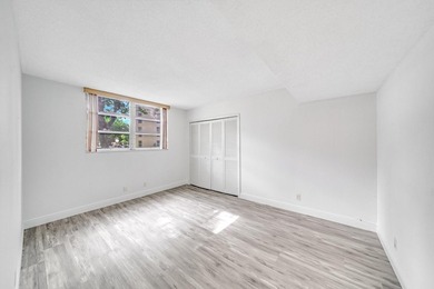 Roof, concrete restoration, balconies and railings special on Palm-Aire Country Club and Resort - The Oaks in Florida - for sale on GolfHomes.com, golf home, golf lot