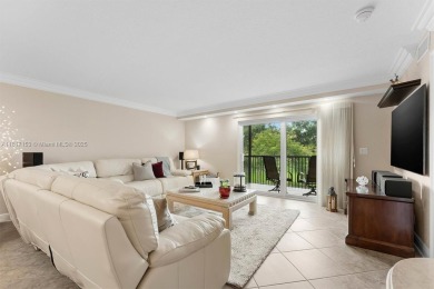 La Creme de la creme at this resort style Golf  Tennis getaway on Hollybrook Golf and Tennis Club  in Florida - for sale on GolfHomes.com, golf home, golf lot