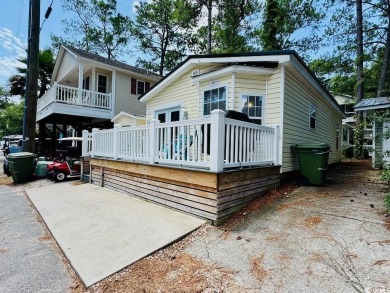 NEW LISTING IN OCEAN LAKES... WELL MAINTAINED, TURNKEY 2 BED/2 on Prestwick Country Club in South Carolina - for sale on GolfHomes.com, golf home, golf lot