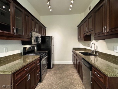 Sunset Cliffs 1st floor 3 bedroom condo located in Booming SW on Rhodes Ranch Golf Club in Nevada - for sale on GolfHomes.com, golf home, golf lot