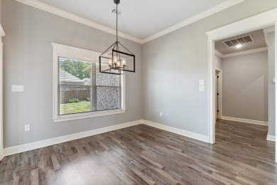 New listing, priced to sell! This beautiful home in Salem Woods on Nutters Chapel Golf and Country Club in Arkansas - for sale on GolfHomes.com, golf home, golf lot