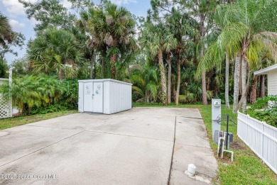 Assumable mortgage available--move in with ease and enjoy on The Great Outdoors Golf and Country Club in Florida - for sale on GolfHomes.com, golf home, golf lot