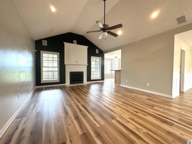 This beautifully decorated, single-level home is located above on Arrowhead Golf Club in Kentucky - for sale on GolfHomes.com, golf home, golf lot