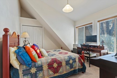 Price now includes Buyer's choice of new kitchen countertops!! on Homestead Golf Club and Resort in Utah - for sale on GolfHomes.com, golf home, golf lot