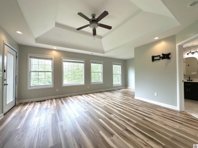 This beautifully decorated, single-level home is located above on Arrowhead Golf Club in Kentucky - for sale on GolfHomes.com, golf home, golf lot
