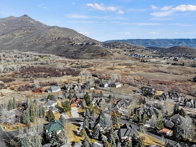 Price now includes Buyer's choice of new kitchen countertops!! on Homestead Golf Club and Resort in Utah - for sale on GolfHomes.com, golf home, golf lot