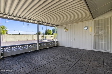 Beautifully updated 3-bedroom, 2-bath home in the heart of Sun on PalmBrook Country Club in Arizona - for sale on GolfHomes.com, golf home, golf lot