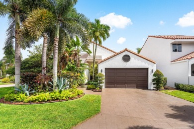 Stunning 3BR/2.5BA lakefront pool home in Newport Bay Club! This on St. Andrews Country Club of Boca Raton in Florida - for sale on GolfHomes.com, golf home, golf lot