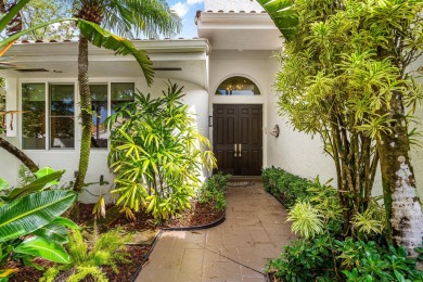 Stunning 3BR/2.5BA lakefront pool home in Newport Bay Club! This on St. Andrews Country Club of Boca Raton in Florida - for sale on GolfHomes.com, golf home, golf lot