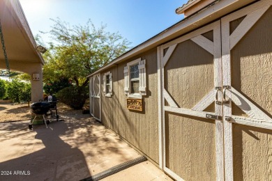 Wonderful home located in a great North Phoenix neighborhood on Paradise Valley Park Golf Course in Arizona - for sale on GolfHomes.com, golf home, golf lot