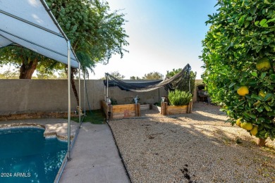 Wonderful home located in a great North Phoenix neighborhood on Paradise Valley Park Golf Course in Arizona - for sale on GolfHomes.com, golf home, golf lot