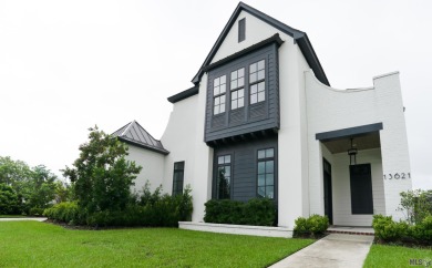 Welcome to this spectacular, luxurious modern home, nestled in on University Club in Louisiana - for sale on GolfHomes.com, golf home, golf lot