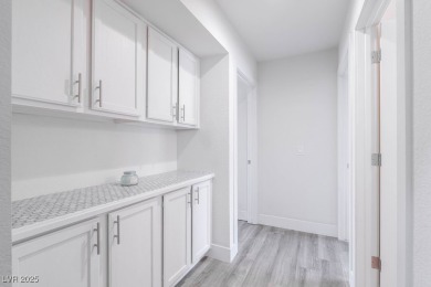 This beautifully updated 2-bedroom, 2-bath home offers modern on Highland Falls Golf Club in Nevada - for sale on GolfHomes.com, golf home, golf lot