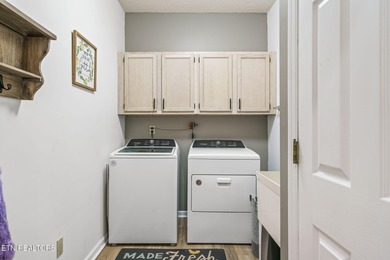 Beautifully Updated Home with views of Druid Hills golf course on Druid Hills Golf Club in Tennessee - for sale on GolfHomes.com, golf home, golf lot