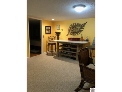 Spacious and inviting 2-bedroom, 1.5-bath walk-out basement on Mayfield-Graves Country Club in Kentucky - for sale on GolfHomes.com, golf home, golf lot