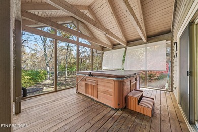 Beautifully Updated Home with views of Druid Hills golf course on Druid Hills Golf Club in Tennessee - for sale on GolfHomes.com, golf home, golf lot