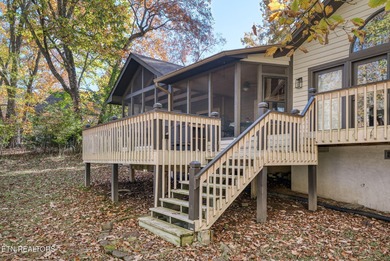 Beautifully Updated Home with views of Druid Hills golf course on Druid Hills Golf Club in Tennessee - for sale on GolfHomes.com, golf home, golf lot