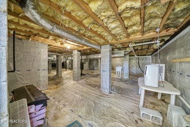 Beautifully Updated Home with views of Druid Hills golf course on Druid Hills Golf Club in Tennessee - for sale on GolfHomes.com, golf home, golf lot