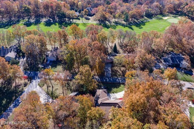 Beautifully Updated Home with views of Druid Hills golf course on Druid Hills Golf Club in Tennessee - for sale on GolfHomes.com, golf home, golf lot