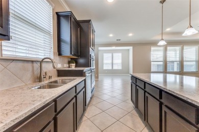 MOVE IN READY.  Immaculate Abbeyville floorplan in Frisco Lakes on Frisco Lakes Golf Course in Texas - for sale on GolfHomes.com, golf home, golf lot