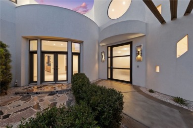 Summerlin Estate in guard-gated Tournament Hills! At the end of on TPC at Summerlin in Nevada - for sale on GolfHomes.com, golf home, golf lot