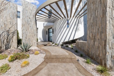 Summerlin Estate in guard-gated Tournament Hills! At the end of on TPC at Summerlin in Nevada - for sale on GolfHomes.com, golf home, golf lot