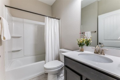 MOVE IN READY.  Immaculate Abbeyville floorplan in Frisco Lakes on Frisco Lakes Golf Course in Texas - for sale on GolfHomes.com, golf home, golf lot