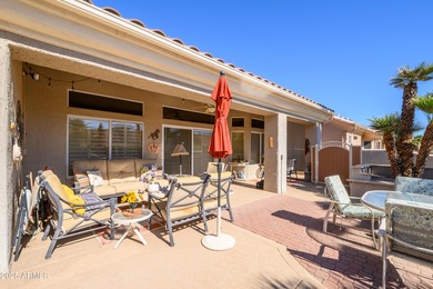 Beautifully maintained Chandler model offers comfort and style on Trail Ridge Golf Course in Arizona - for sale on GolfHomes.com, golf home, golf lot