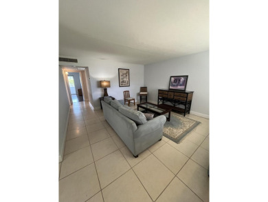 CLEAN, CLEAN, CLEAN!! Great ground floor 2/2 unit in Flanders on Kings Point Golf -Flanders Way in Florida - for sale on GolfHomes.com, golf home, golf lot