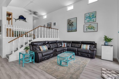 Full Duplex - A Fantastic Investment Opportunity!Live in one on Key Colony Beach Golf Course in Florida - for sale on GolfHomes.com, golf home, golf lot