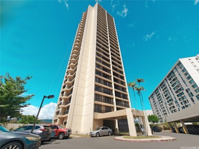 Golf course, mountain, and Pearl Harbor views - plus unbeatable on Honolulu Country Club in Hawaii - for sale on GolfHomes.com, golf home, golf lot