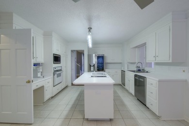 ***Ask about the possibility of receiving 1% reduction in on Santee-Cooper Country Club in South Carolina - for sale on GolfHomes.com, golf home, golf lot