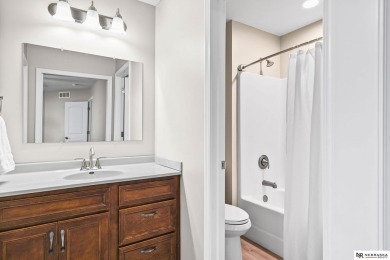 Don't miss this 5 bedroom 3 full bath townhome in NE Lincoln! on Mahoney Golf Course in Nebraska - for sale on GolfHomes.com, golf home, golf lot