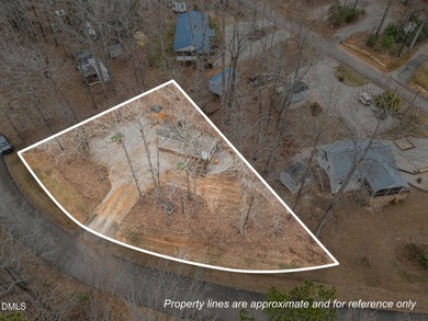 Come see this well-maintained 2017 park model camper located on on River Golf and Country Club at Lake Royale in North Carolina - for sale on GolfHomes.com, golf home, golf lot