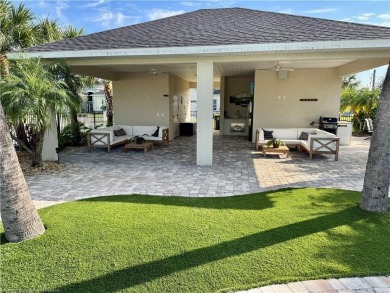 Price Reduced! Welcome to Magnolia Golf Villas, where residents on Sun n Lake Golf and Country Club in Florida - for sale on GolfHomes.com, golf home, golf lot