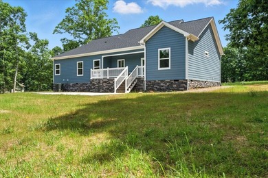Stunning Move-In Ready New Construction in Mariner's Landing on Mariners Landing Golf and Country Club in Virginia - for sale on GolfHomes.com, golf home, golf lot