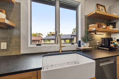 Welcome to Central Kentucky luxury at its finest! When you think on Bright Leaf Golf Course in Kentucky - for sale on GolfHomes.com, golf home, golf lot