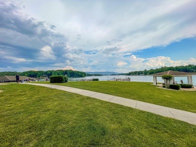 Stunning Move-In Ready New Construction in Mariner's Landing on Mariners Landing Golf and Country Club in Virginia - for sale on GolfHomes.com, golf home, golf lot