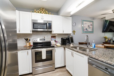 Golf Course View Walk-In Condo - NO STEPS! Perfectly positioned on Pointe Royale Village Country Club in Missouri - for sale on GolfHomes.com, golf home, golf lot