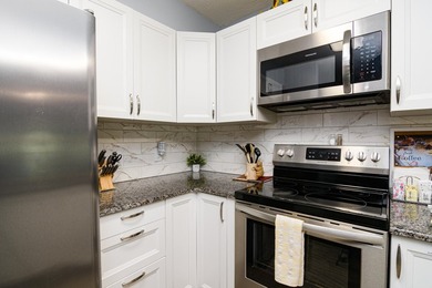 Golf Course View Walk-In Condo - NO STEPS! Perfectly positioned on Pointe Royale Village Country Club in Missouri - for sale on GolfHomes.com, golf home, golf lot