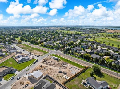 Welcome to this stunning new construction home with modern on Hunters Point Golf Club in Idaho - for sale on GolfHomes.com, golf home, golf lot