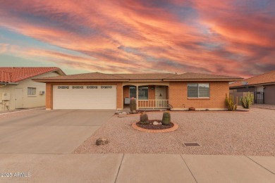 Beautiful home in desirable Sunland Village East 55+ golf course on Sunland Village East Golf Course in Arizona - for sale on GolfHomes.com, golf home, golf lot