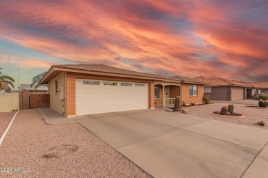 Beautiful home in desirable Sunland Village East 55+ golf course on Sunland Village East Golf Course in Arizona - for sale on GolfHomes.com, golf home, golf lot