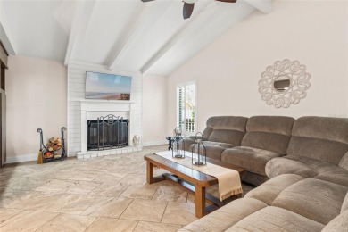 Courtyard Oasis in Bent Tree Village! 

Discover this on Bent Tree Country Club in Florida - for sale on GolfHomes.com, golf home, golf lot