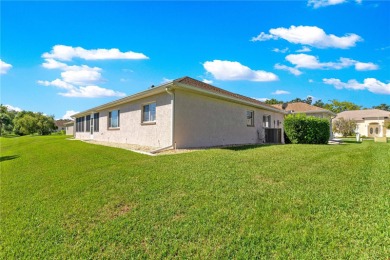 Lovely 3 Bedroom / 2 Bath home with Golf Cart Garage UPDATED on Ocala Palms Golf and Country Club in Florida - for sale on GolfHomes.com, golf home, golf lot
