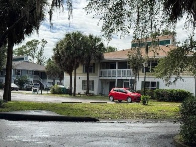 Newly renovated 2/2 end unit condo on 2nd floor. Property on Country Club At Silver Springs Shores in Florida - for sale on GolfHomes.com, golf home, golf lot