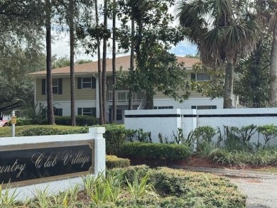 Newly renovated 2/2 end unit condo on 2nd floor. Property on Country Club At Silver Springs Shores in Florida - for sale on GolfHomes.com, golf home, golf lot
