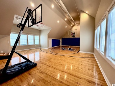 Located in the Grove Subdivision on a 1.72-acre lot, this on Country Club of Paducah in Kentucky - for sale on GolfHomes.com, golf home, golf lot